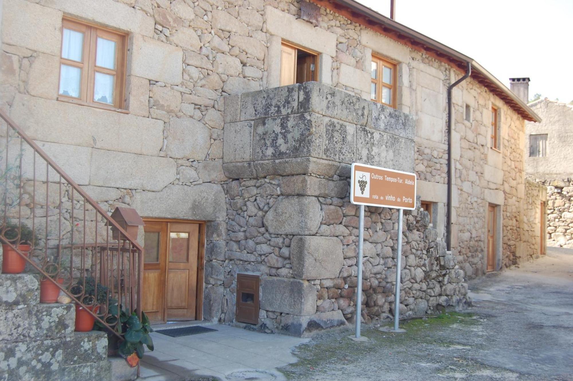 Hotel Outros Tempos Turismo De Aldeia Aricera Exteriér fotografie